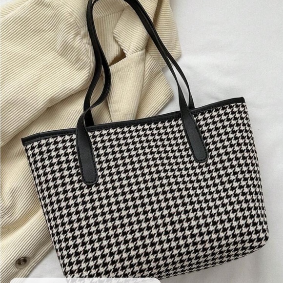 ⚠️Clearance Black And White Large Shoulder Tote Bag - Picture 5 of 8